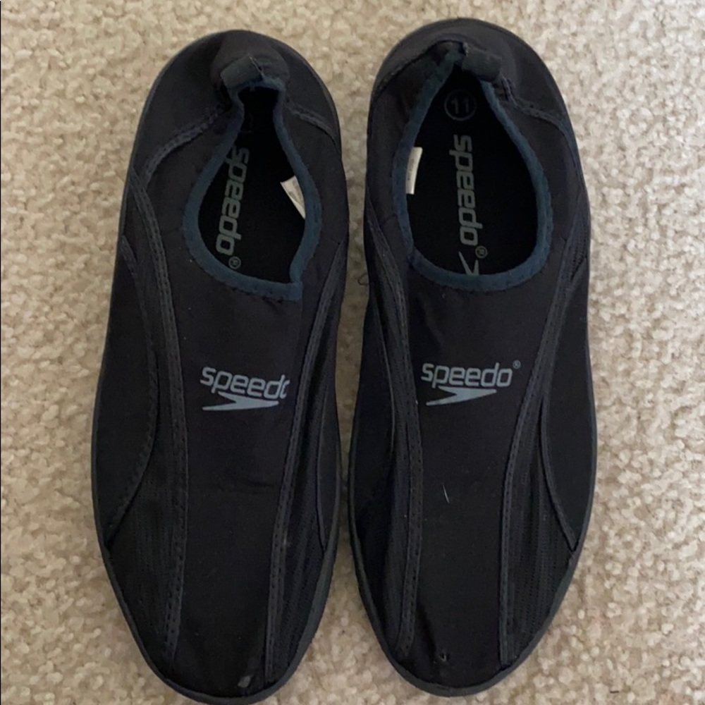 Men’s speedo water shoes